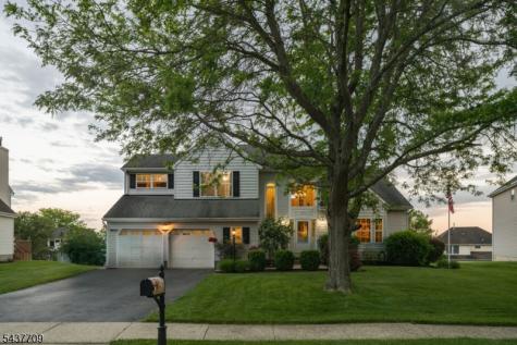 6 Snead Court Mount Olive NJ 07836