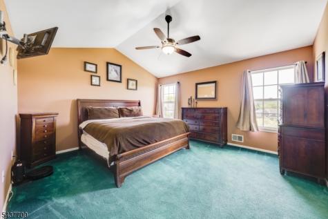 6 Snead Court Mount Olive NJ 07836