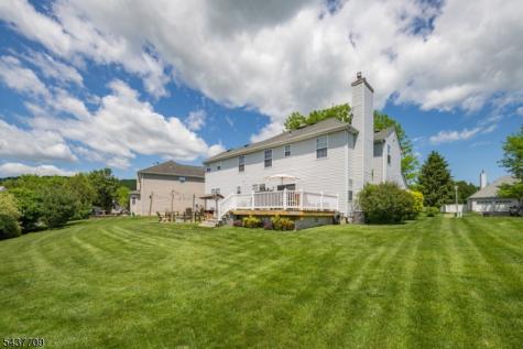6 Snead Court Mount Olive NJ 07836
