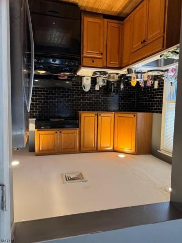 40 N 7th Street Newark NJ 07107