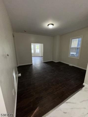 377 Littleton Avenue Newark NJ 07103