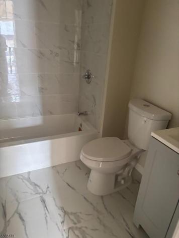 377 Littleton Avenue Newark NJ 07103