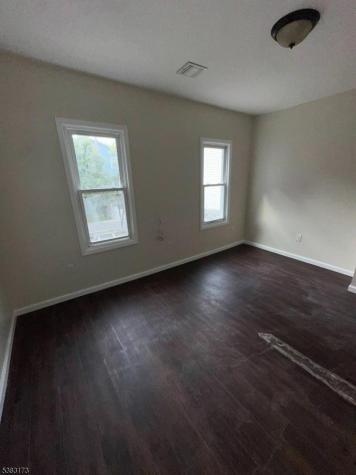 377 Littleton Avenue Newark NJ 07103