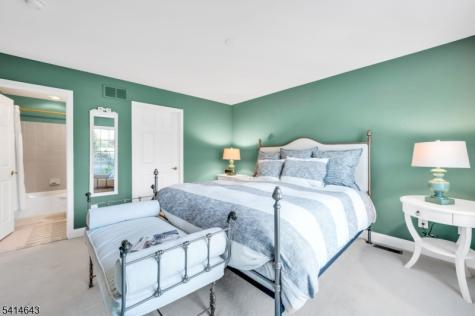 24 Vista Drive Mount Olive NJ 07836