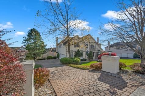 24 Vista Drive Mount Olive NJ 07836