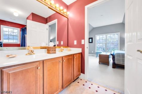 24 Vista Drive Mount Olive NJ 07836