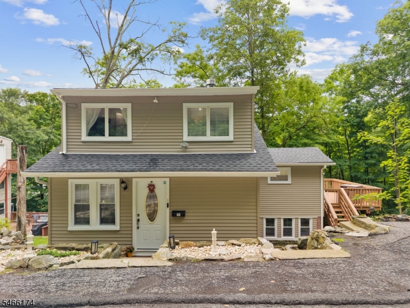 6 Hoover Road Jefferson NJ 07438