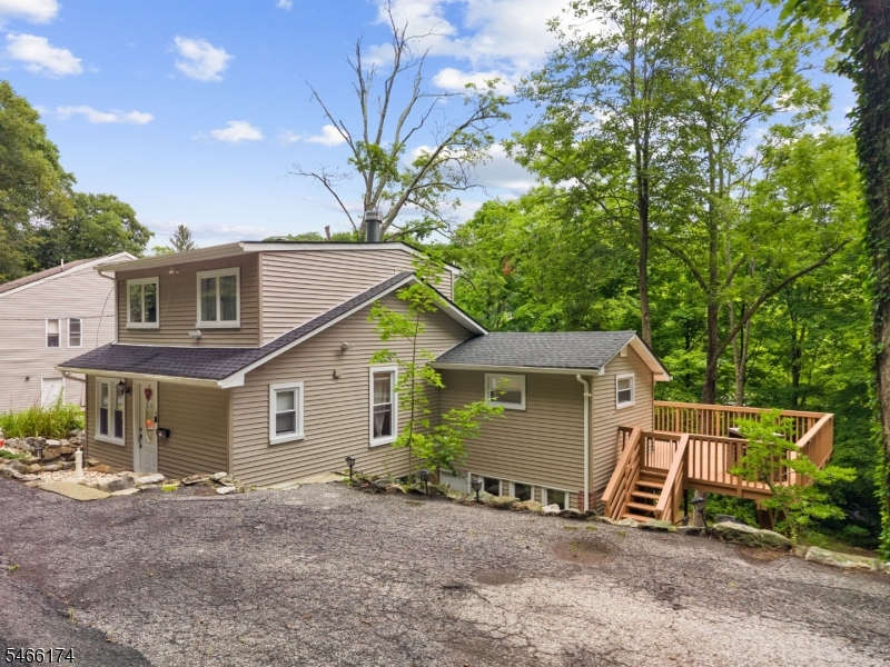 6 Hoover Road Jefferson NJ 07438
