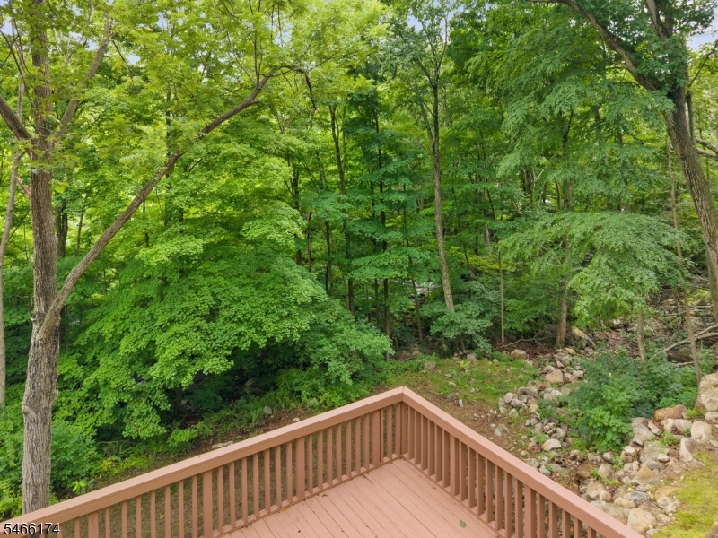 6 Hoover Road Jefferson NJ 07438