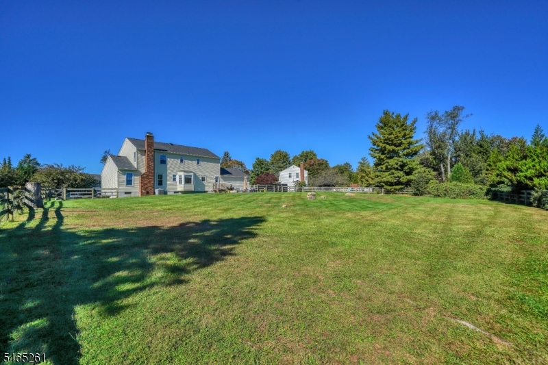 8 Elm Court Washington NJ 07853