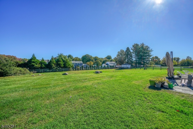 8 Elm Court Washington NJ 07853