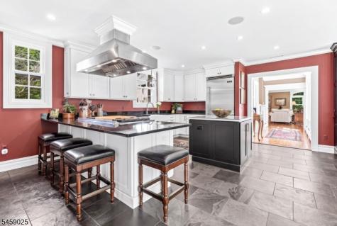 1 Woodside Drive Montville NJ 07005