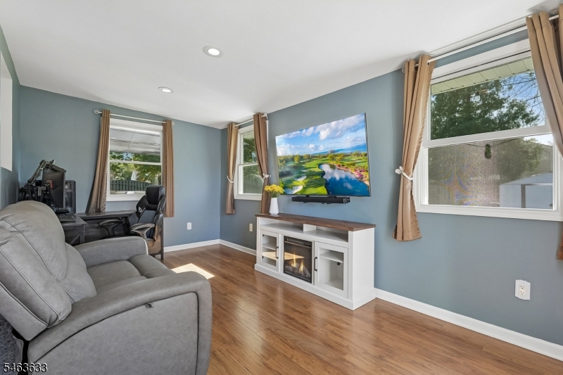 143 Snowhill Street Spotswood NJ 08884