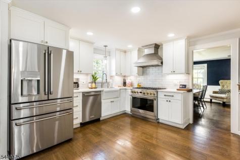160 Woodland Avenue Verona NJ 07044