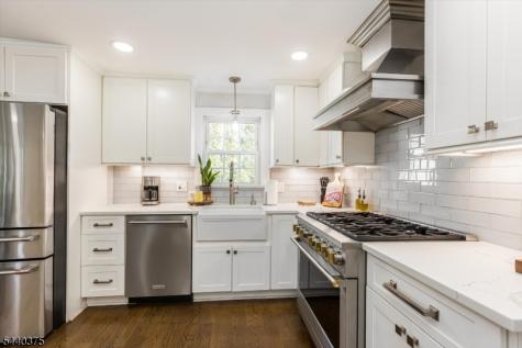 160 Woodland Avenue Verona NJ 07044