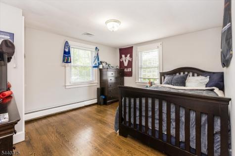 160 Woodland Avenue Verona NJ 07044