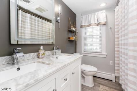 160 Woodland Avenue Verona NJ 07044