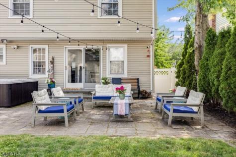 160 Woodland Avenue Verona NJ 07044