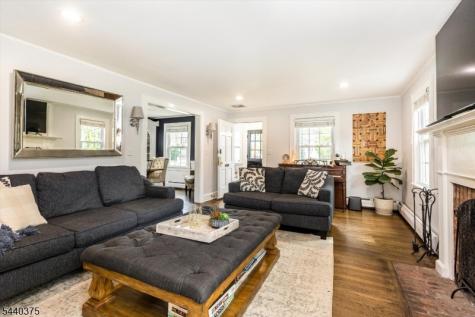 160 Woodland Avenue Verona NJ 07044
