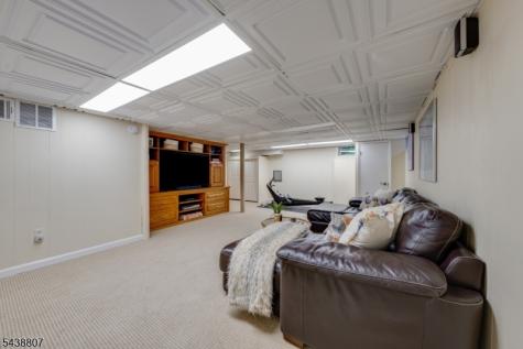 57 Woodland Road Millburn NJ 07078