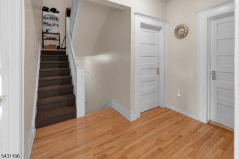 884 S 15th Street Newark NJ 07108