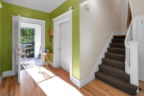 884 S 15th Street Newark NJ 07108