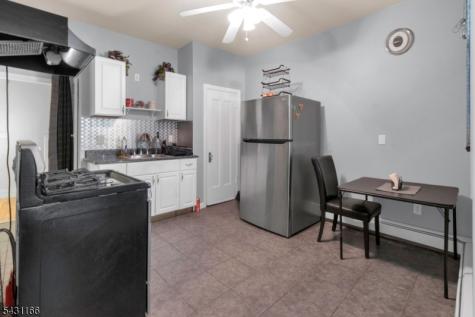 884 S 15th Street Newark NJ 07108