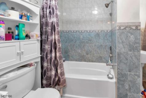 884 S 15th Street Newark NJ 07108