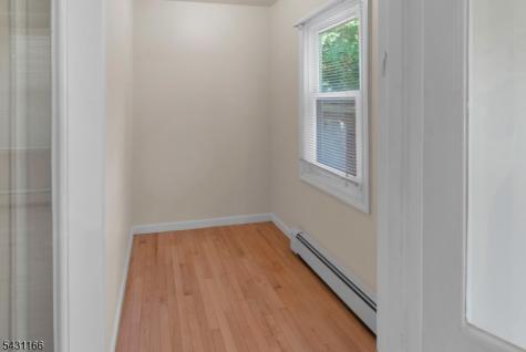 884 S 15th Street Newark NJ 07108