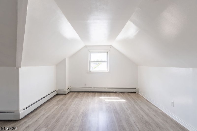 19 Jonquil Circle Woodbridge NJ 08863