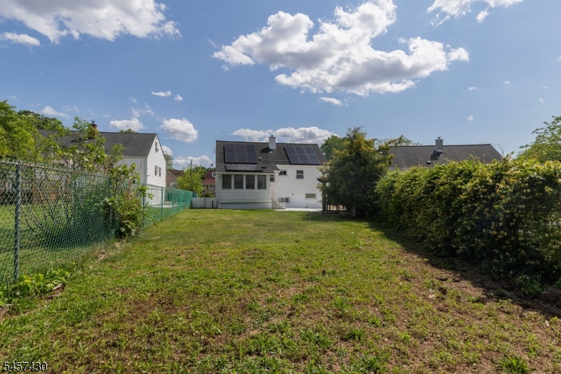 19 Jonquil Circle Woodbridge NJ 08863