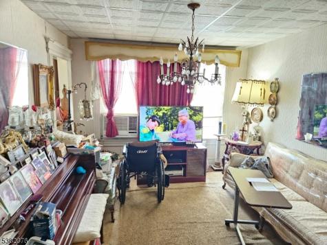 121 De Kalb Avenue Jersey City NJ 07306