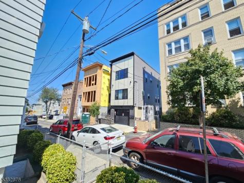 121 De Kalb Avenue Jersey City NJ 07306