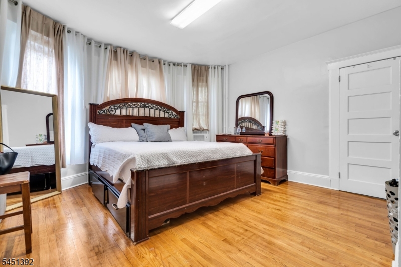 1025 Madison Avenue Paterson NJ 07501