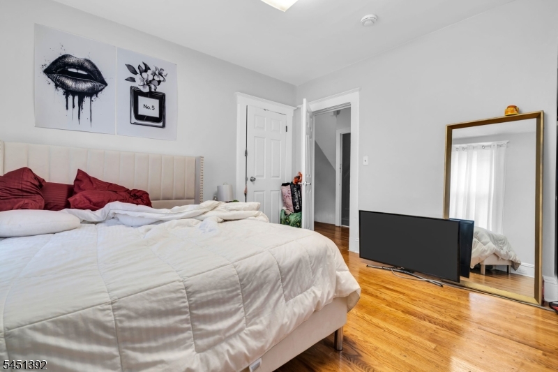 1025 Madison Avenue Paterson NJ 07501