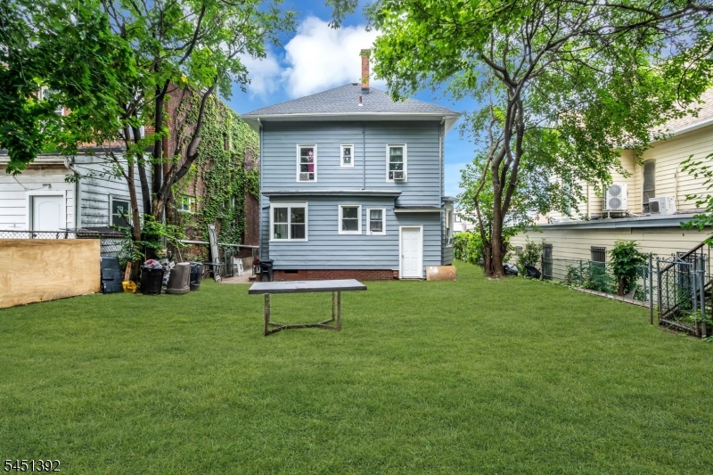 1025 Madison Avenue Paterson NJ 07501