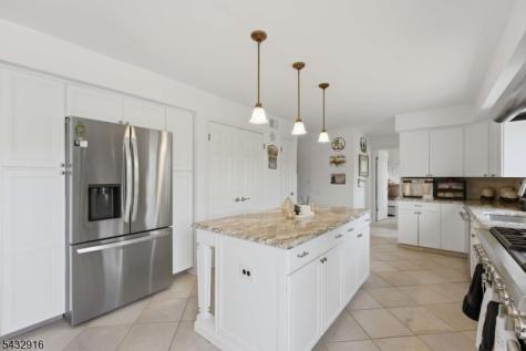 12 Homestead Farm Road Alexandria NJ 08848