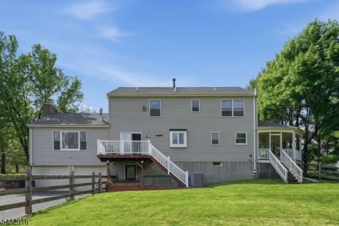 12 Homestead Farm Road Alexandria NJ 08848
