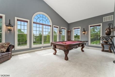 22 Patrick Henry Place Raritan NJ 08551