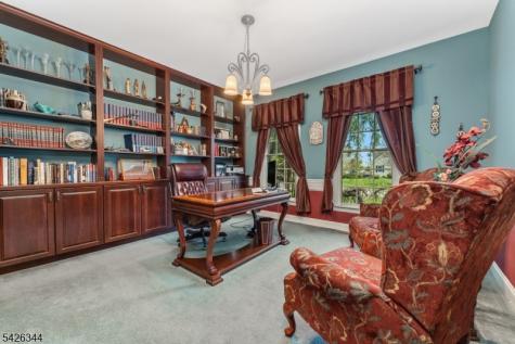 22 Patrick Henry Place Raritan NJ 08551