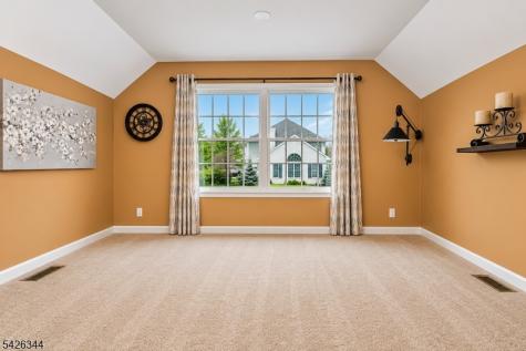 22 Patrick Henry Place Raritan NJ 08551