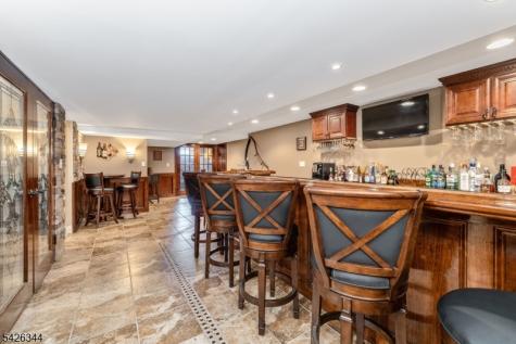 22 Patrick Henry Place Raritan NJ 08551