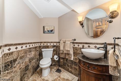 22 Patrick Henry Place Raritan NJ 08551