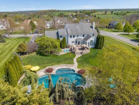 22 Patrick Henry Place Raritan NJ 08551