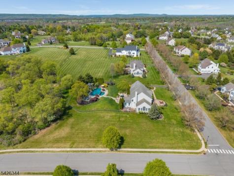 22 Patrick Henry Place Raritan NJ 08551