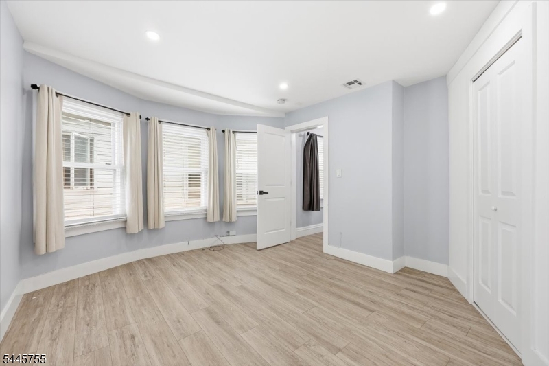24 Kingsley Street West Orange NJ 07052