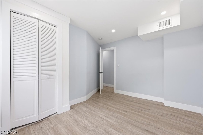 24 Kingsley Street West Orange NJ 07052