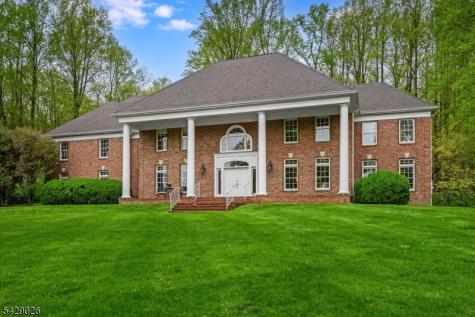 5 Chilton Road Chester NJ 07930