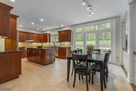 5 Chilton Road Chester NJ 07930