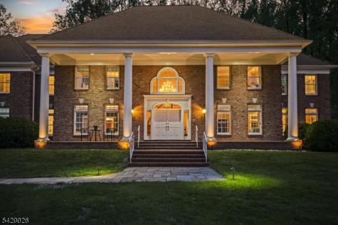 5 Chilton Road Chester NJ 07930